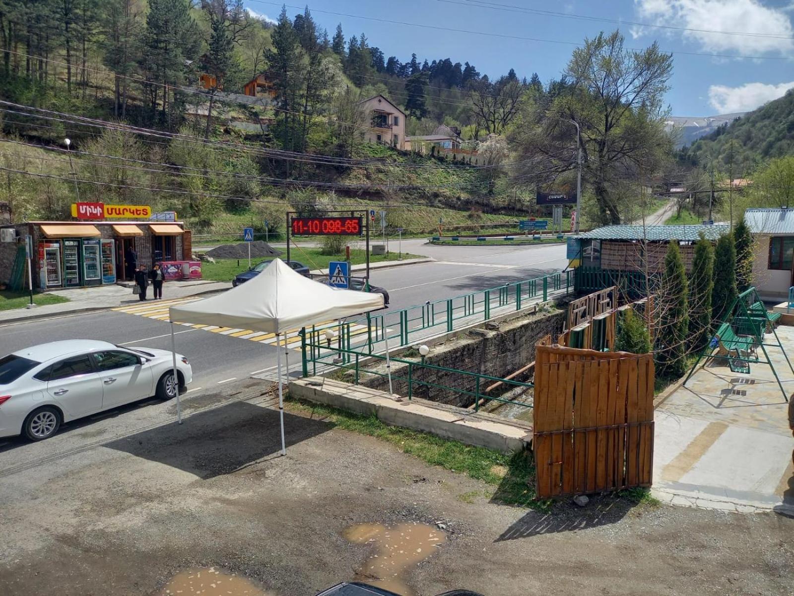 Tigris Dilijan Hotel Pokoj fotografie